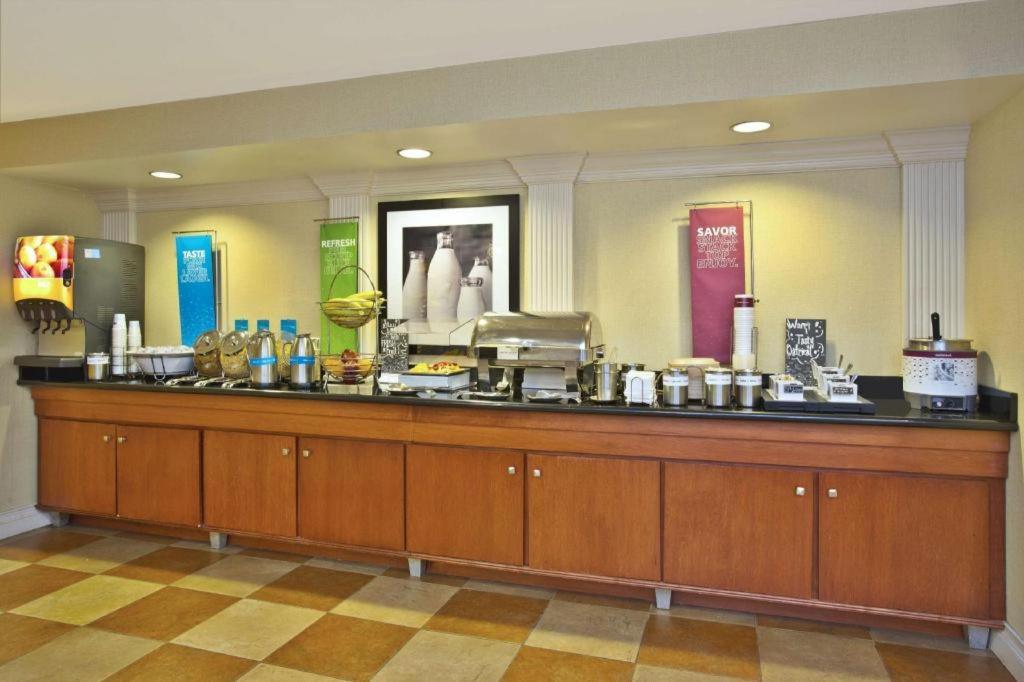 Hampton Inn Anderson Exterior foto